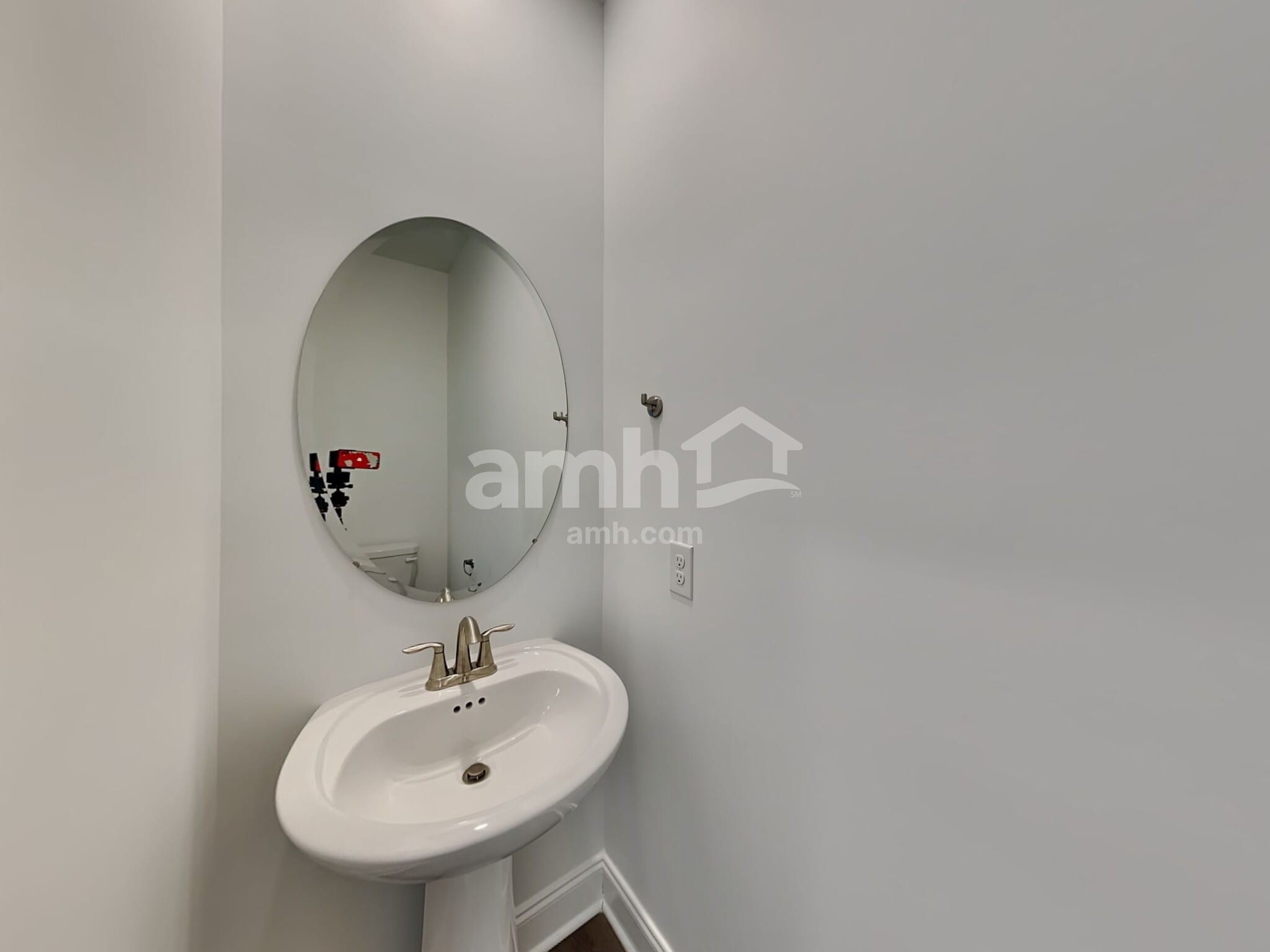 Building Photo - 103 Broadmoor Dr