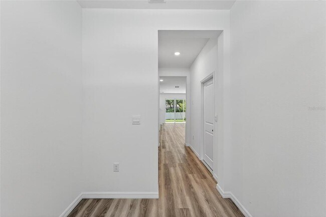 Building Photo - 257 Royal Spoonbill Drive