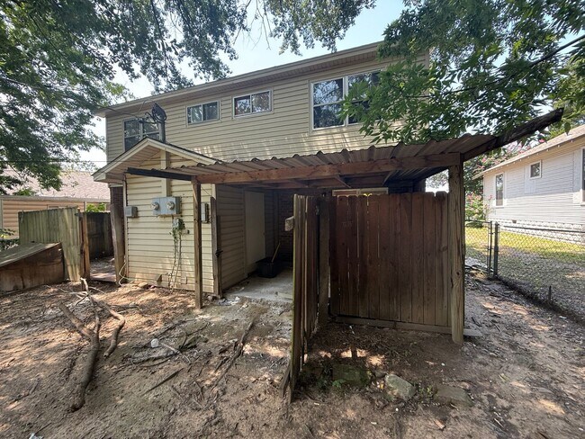 Building Photo - SOUTH 17TH DUPLEX