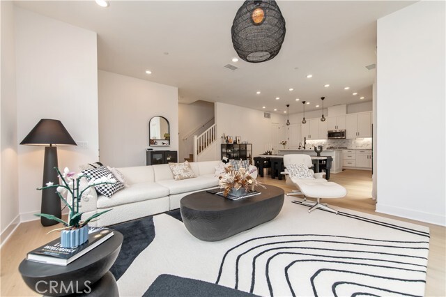 Building Photo - 146 Yugen