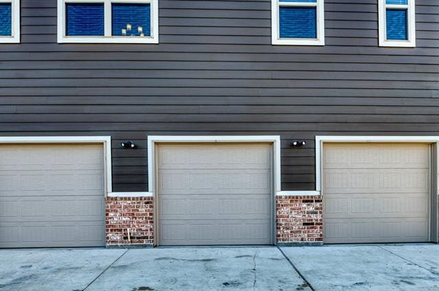 Building Photo - 735 Harvest Moon Dr