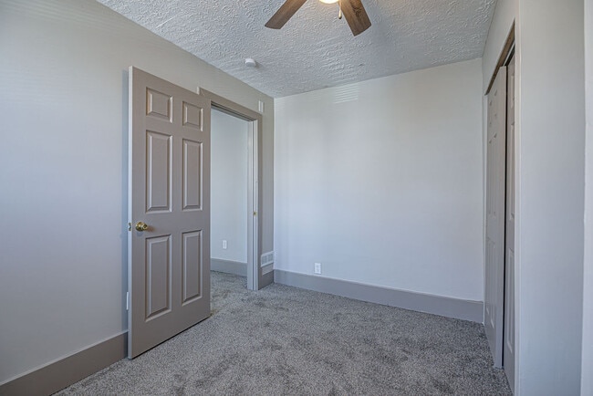 Building Photo - 1103 Reservoir St