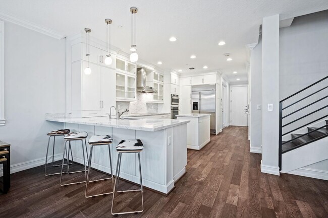 Building Photo - 95 Isle of Venice Dr