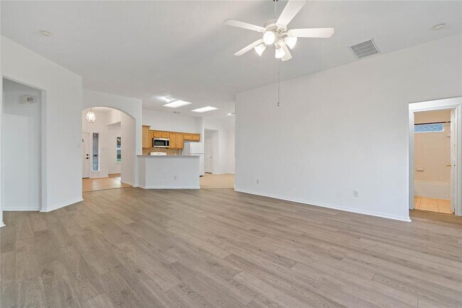 Building Photo - 4111 Mustang Rd