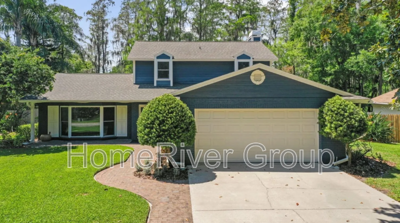 Primary Photo - 16806 Rolling Rock Dr