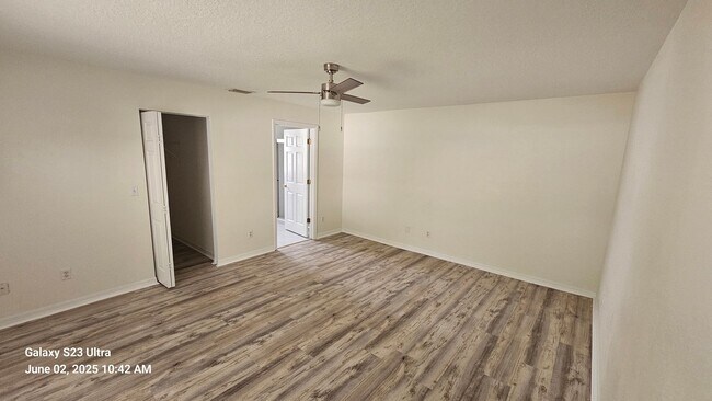 Building Photo - Updated 3 Bedroom, 2 Bath Home in Matanzas...