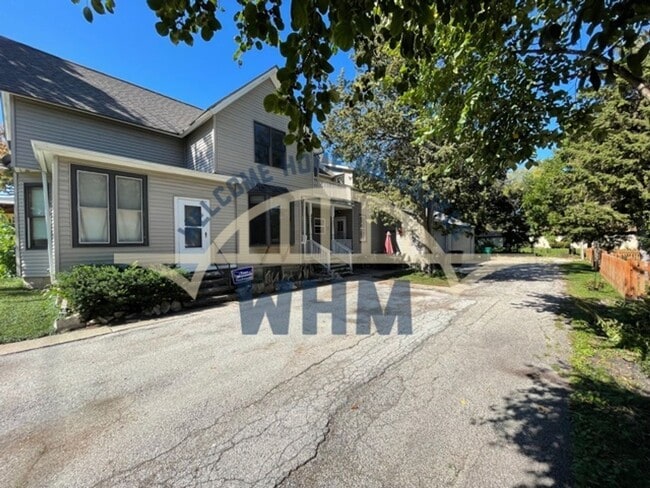 Building Photo - N90W16734 Roosevelt Dr