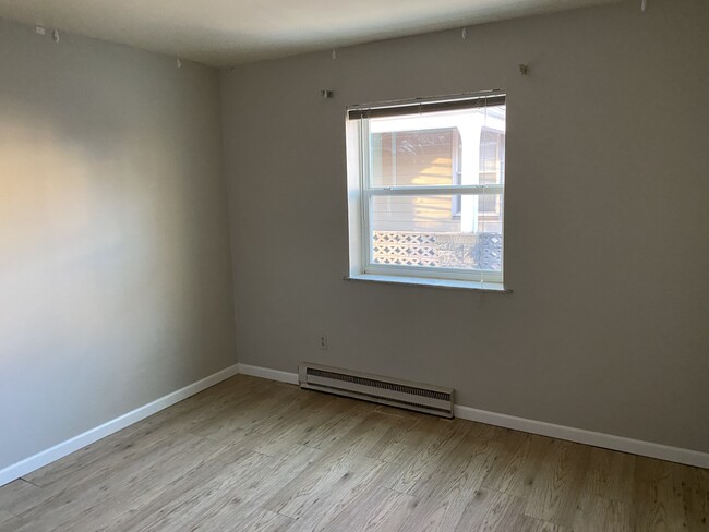 Building Photo - 45 N Wade Ave