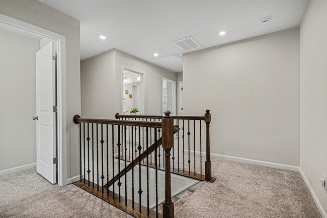 Building Photo - 8109 Overmeadow Ln