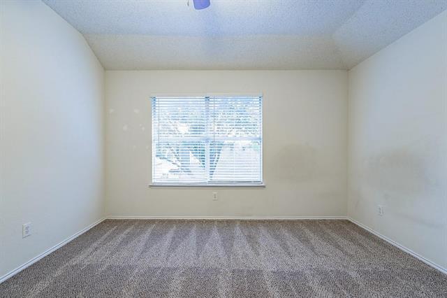 Building Photo - 1408 Belaire Dr