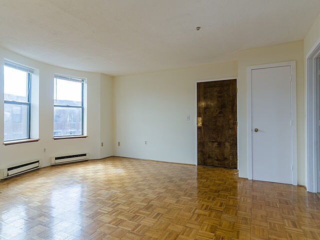 Building Photo - 4 Cypress St