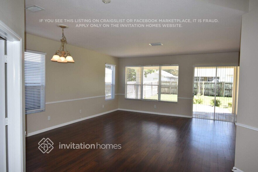 Building Photo - 12405 Cedarfield Dr
