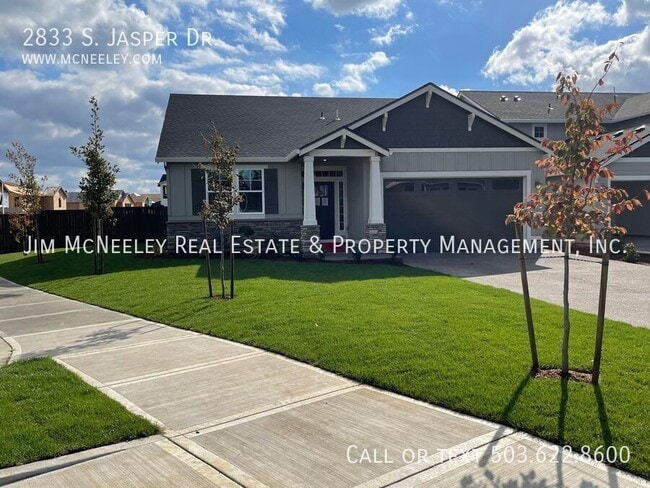 Building Photo - 2833 S Jasper Dr