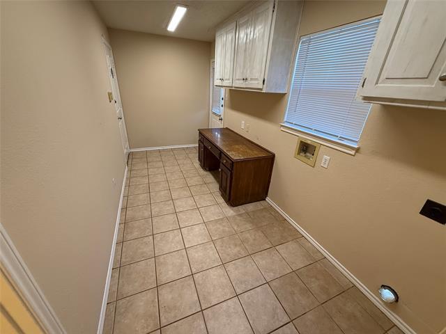 Building Photo - 5731 Sterling Green Trail