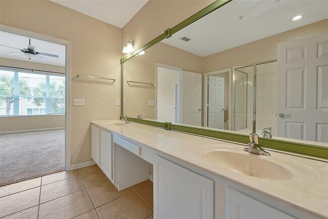 Building Photo - 6453 Alcalde Ct
