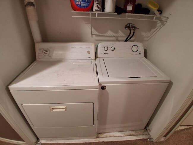 Building Photo - 1525 N 550 W