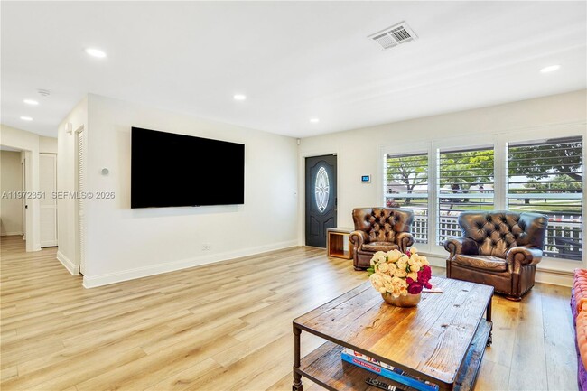 Building Photo - 1315 Gallinule Dr