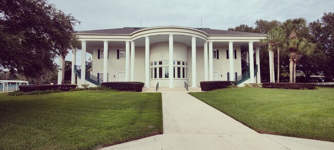 Manor activities center - 3602 Westover Cir