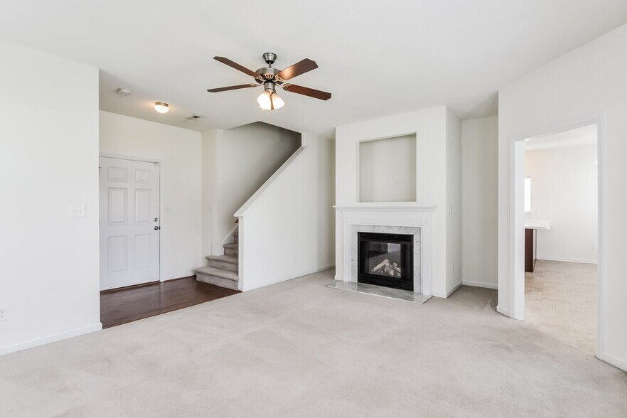 Building Photo - 6802 Paint Rock Ln