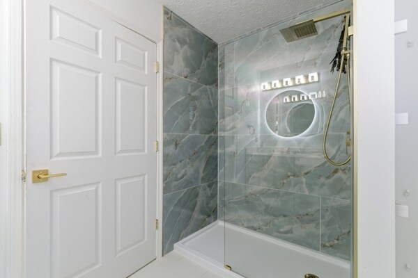 Building Photo - 924 Carpenter St