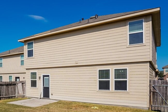 Building Photo - 21815 Octavia Way