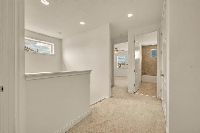 Building Photo - 14078 Alafaya Oak Bnd