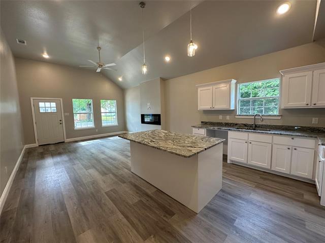 Building Photo - 1412 Morse St