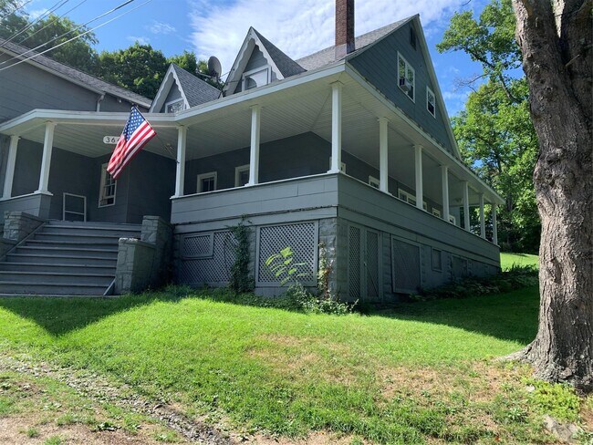 Primary Photo - 364 Angola Rd