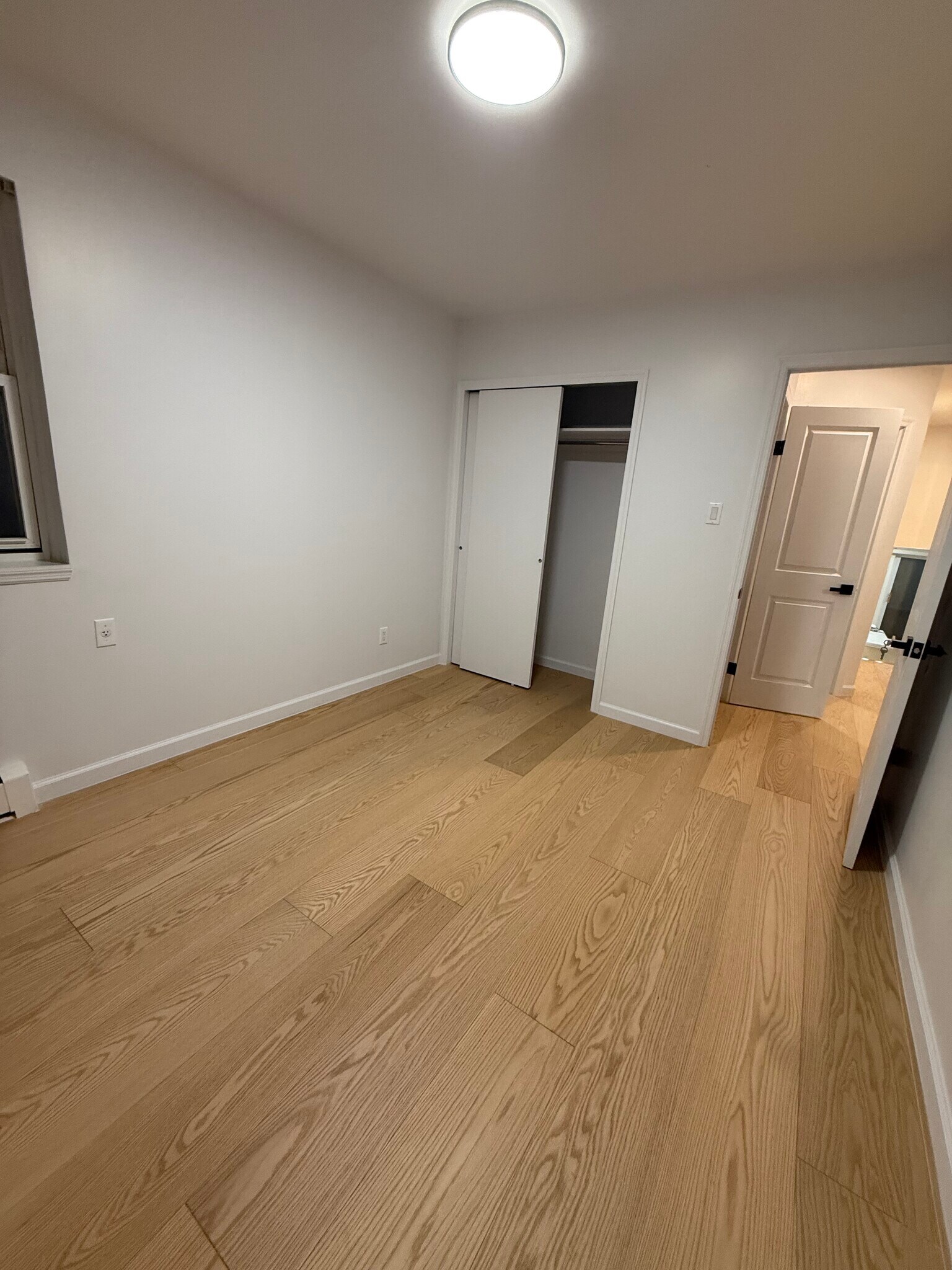 Building Photo - 30 Bay 37th St