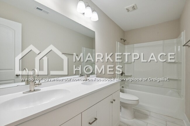 Building Photo - 3413 Durham Ln