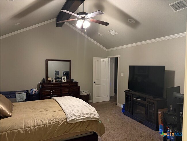 Building Photo - 8205 Salt Mill Hollow Dr