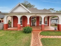 Building Photo - Beautiful Historic 2 BR 1 BA near St. Elmo