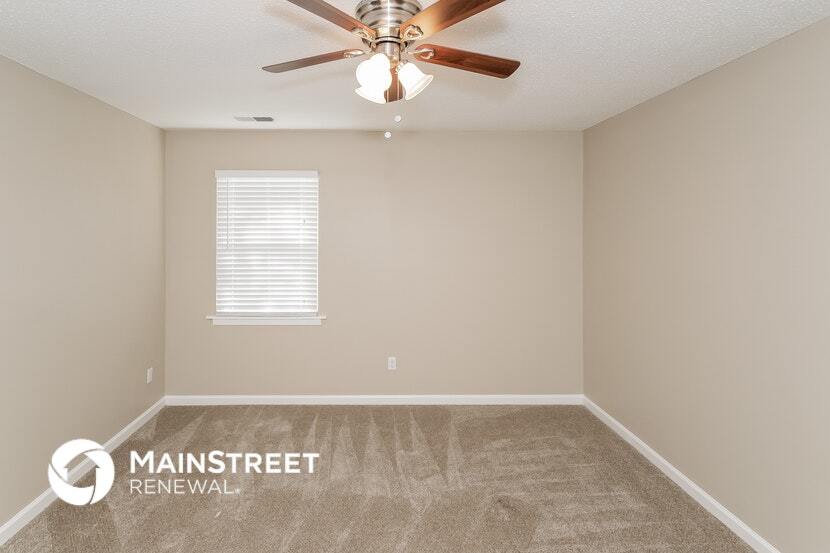 Building Photo - 525 Oak Crest Dr