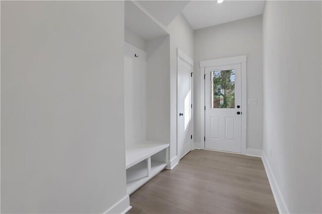 Building Photo - 119 Bridgecrest Rd