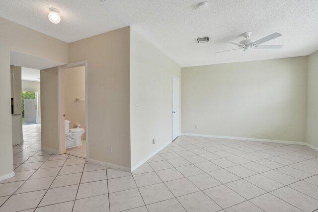 Building Photo - 10581 NW 57th Ct