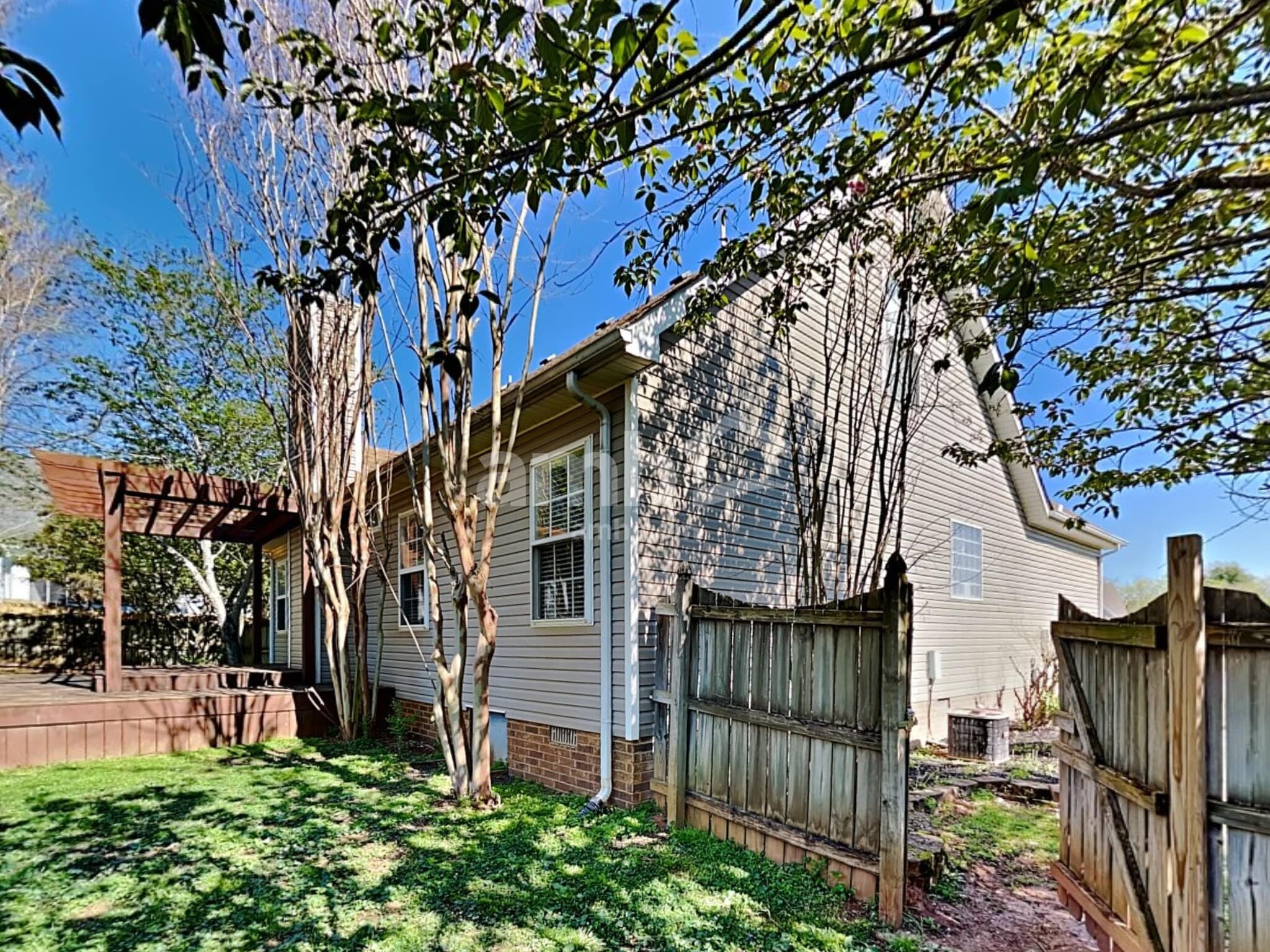 Building Photo - 2519 Claymore Run