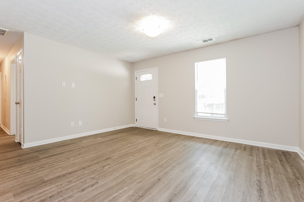 Building Photo - 6125 Pineneedle Dr SW