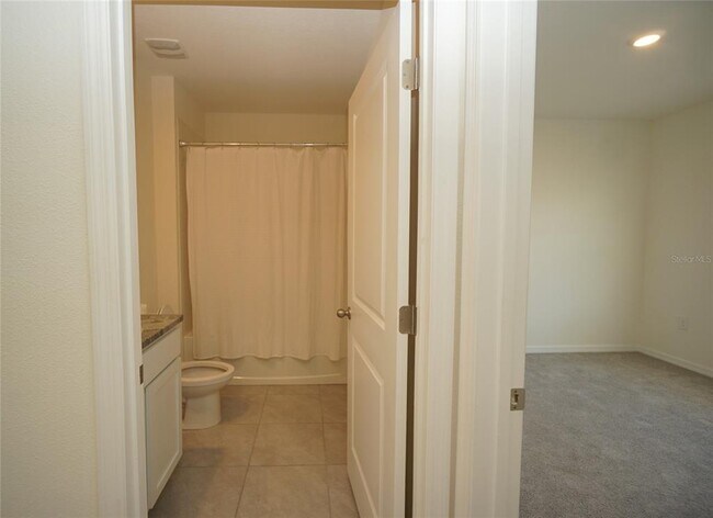 Building Photo - 33700 Jasper Stone Dr