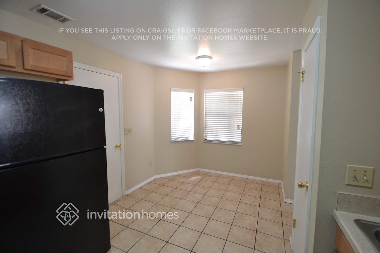 Building Photo - 155 Pinewood Cir