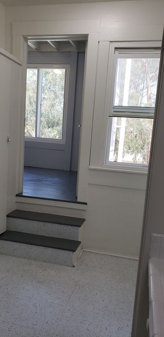 Building Photo - $1000 REBATE Victorian Gem in Golden Hill with garage!