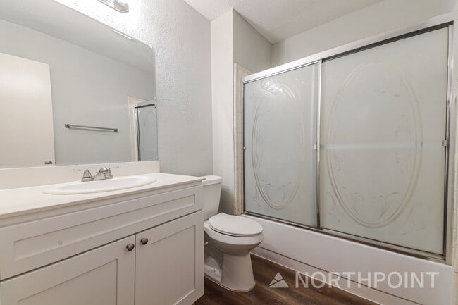 Building Photo - 4BR/2BA | Updated Single Family Home | 2-Car Garage Parking | Gated backyard