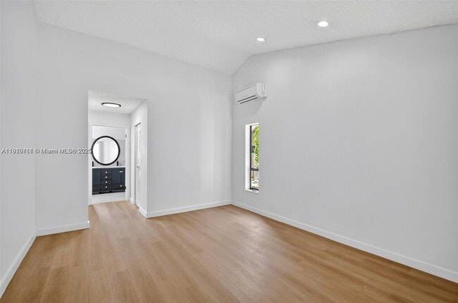 Building Photo - 9721 Majestic Way