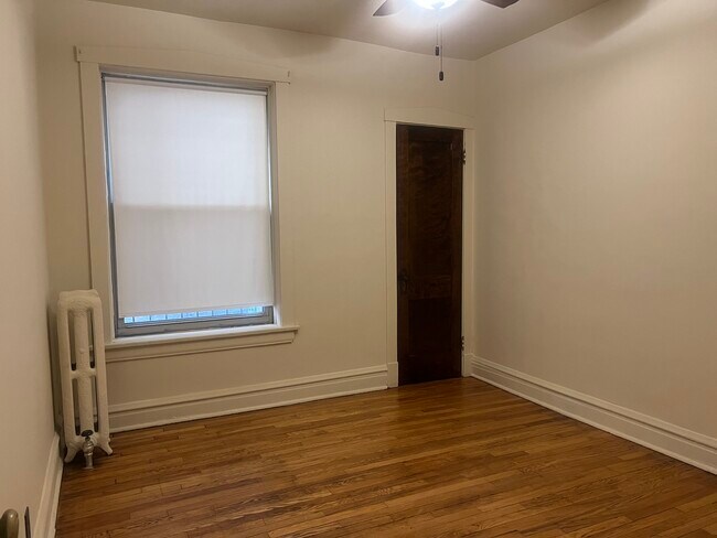 Building Photo - 6656 S Minerva Ave