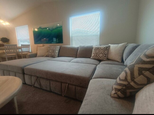 Building Photo - 9337-9339 Montemar Drive