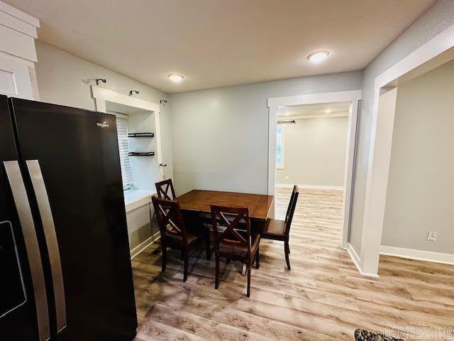 Building Photo - 1209 E Twin Lakes Dr