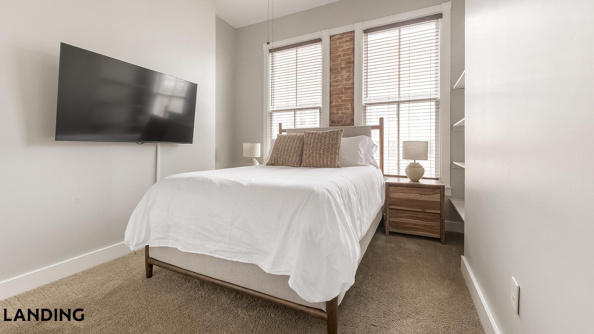 Building Photo - 617 W Lexington St