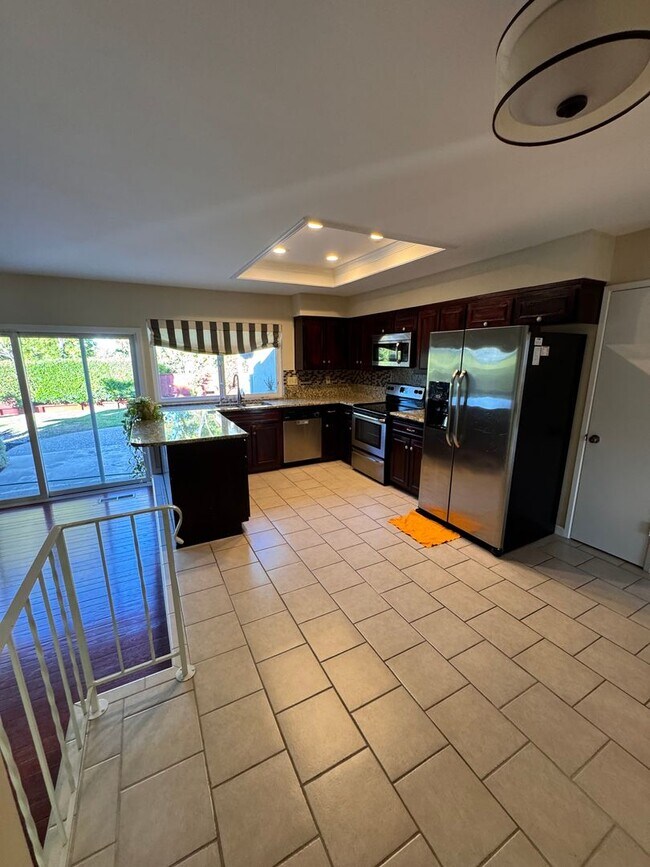 Building Photo - Lovely 3-Bedroom, 2-Bath Home in Desirable...