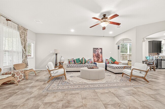 Building Photo - 20702 Sommerset Branch Ct