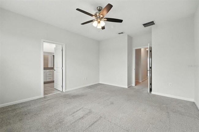 Building Photo - 9944 Red Eagle Dr