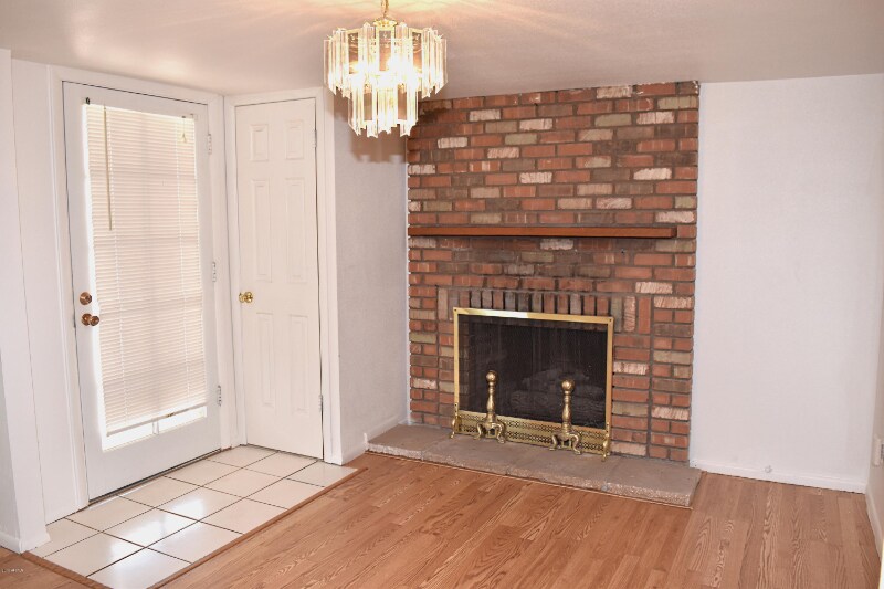 Building Photo - 12231 N Cherry Hills Dr W